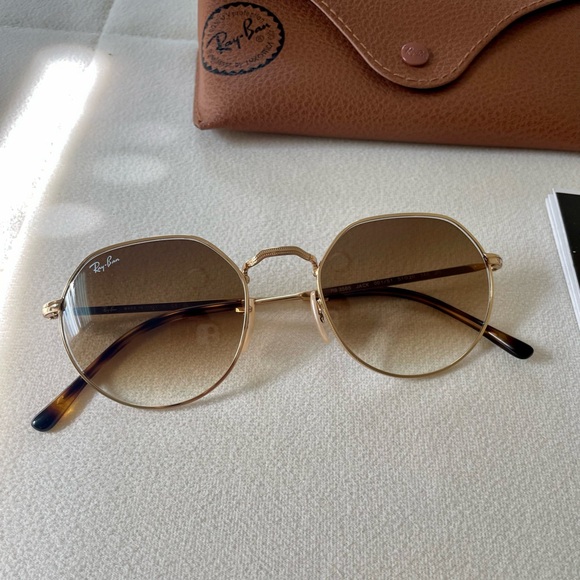 Ray Ban Sunglasses - Picture 2 of 4